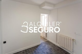 Ático en alquiler en Valdeacederas en Madrid
