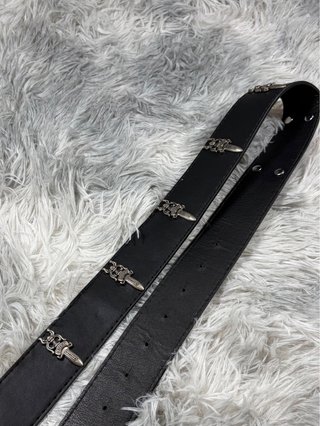 Cinturón Negro y Plateado Chrome Hearts