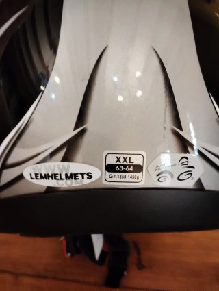 Casco de moto LEM