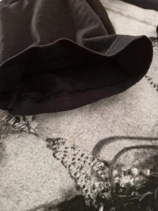 Camiseta con estampado de sombrero de vaquero uso