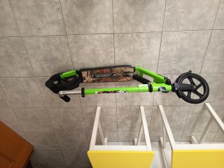 Patinete plegable Avigo verde