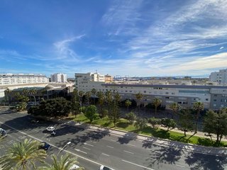 Piso en venta en Cortadura - Zona Franca  en Cádiz