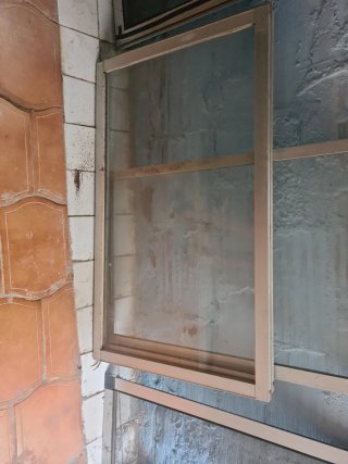 Ventanas y mosquiteras de aluminio