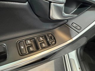 Volvo V60 2.4 D6 Híbrido AWD Auto