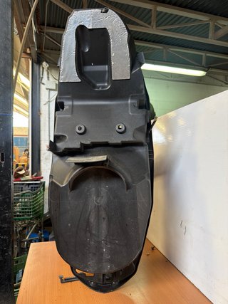 Hueco Casco Yamaha Tricity 300 2021