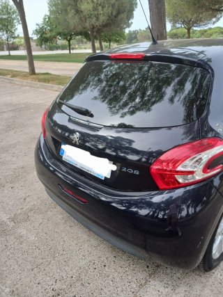 Peugeot 208 1.4 HDi Diésel 136.000 km