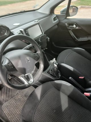Peugeot 208 1.4 HDi Diésel 136.000 km