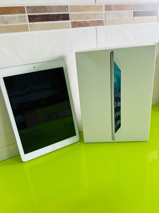 iPad Air 1ª generación 16GB WiFi Plata
