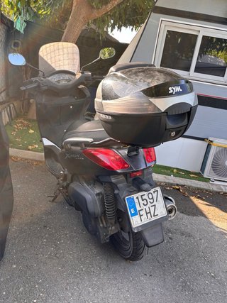 Yamaha Xmax 250 Scooter Maxi