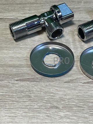 Llave de Escuadra 1/2” Ibergrif