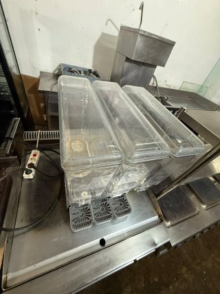 Dispensador de bebidas triple transparente