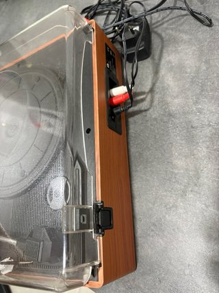 Tocadiscos Vintage Madera y Plata