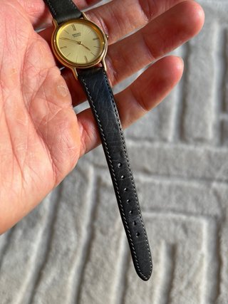 Seiko Quartz Donna Vera Pelle NUOVO NOS 28mm