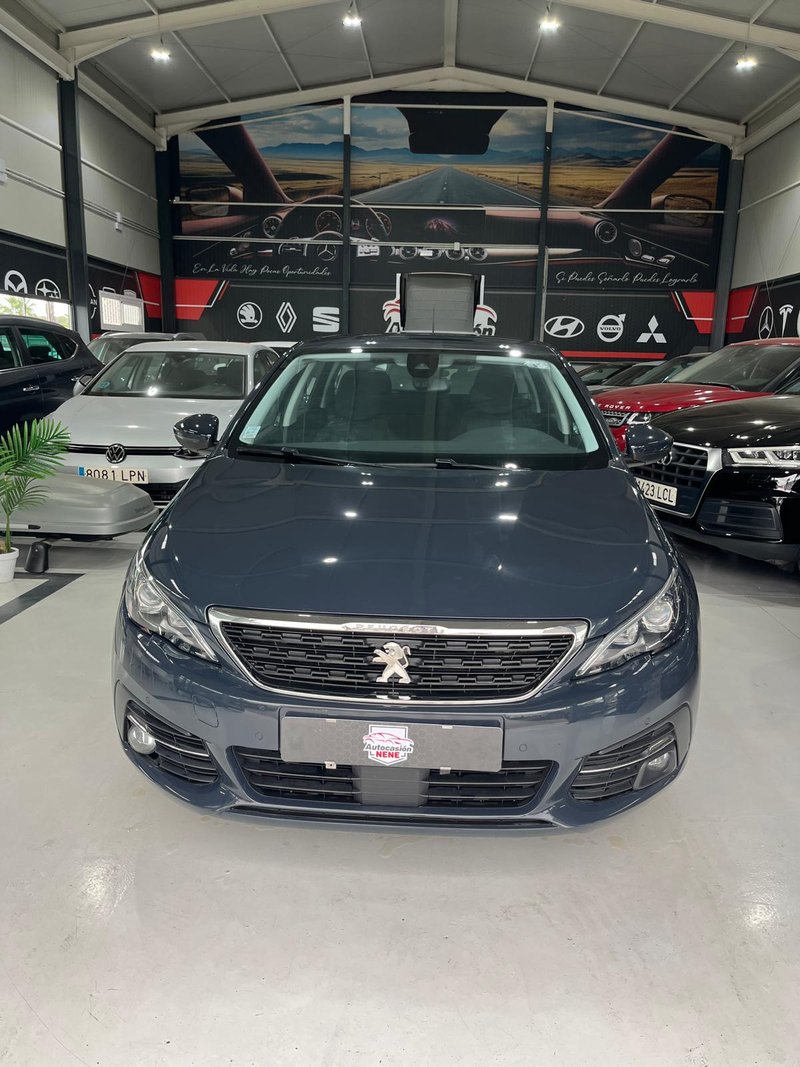 Peugeot 308 2019, foto 2