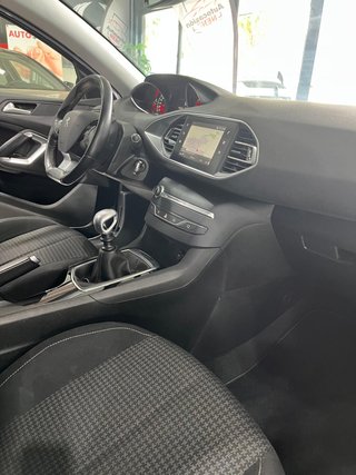 Peugeot 308 2019