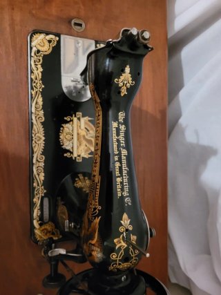 Máquina de coser Singer antigua de 1910