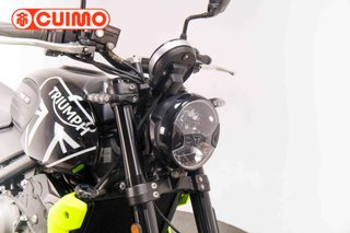 TRIUMPH TRIDENT 660