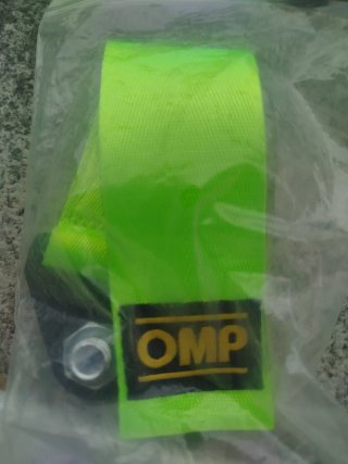 Cinta de remolque OMP color verde lima