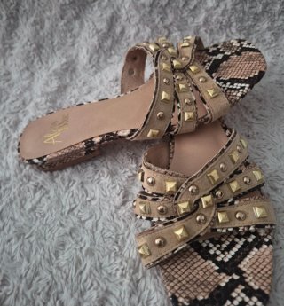 Sandalias Alma en Pena nuevas