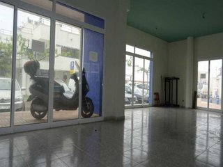 Local comercial en venta en Zona Playa de la Concha en Oropesa del Mar/Orpesa
