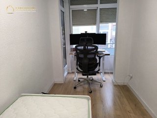 Piso en venta en Mercado en Alicante
