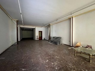 Local comercial en venta en Centro Ciudad en Linares