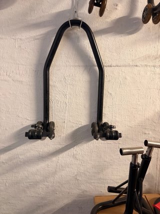 Caballetes varios para moto