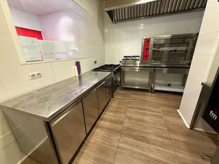 Local comercial en venta en Renfe - Bulevar 1º y 2º Fase en Jaén