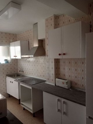 Piso en alquiler en Polígono Cartuja – La Paz en Granada