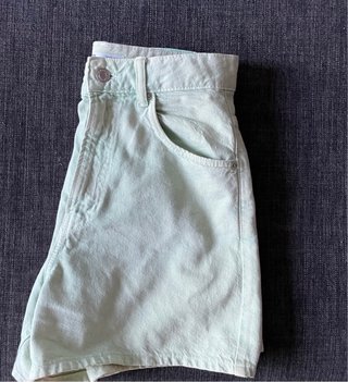 Pantalón corto vaquero Bershka verde mint mujer