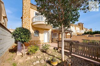Chalet en venta en Nueva Torrevieja - Aguas Nuevas en Torrevieja