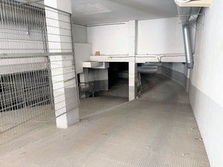 Garaje en alquiler en El Cerro en Sevilla
