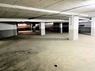Garaje en alquiler en El Cerro en Sevilla