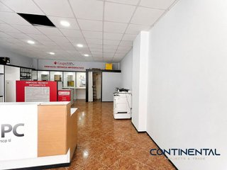 Local comercial en venta en Roces en Gijón