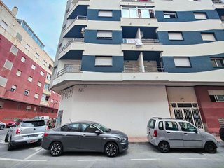 Local comercial en venta en Centro en Torrevieja