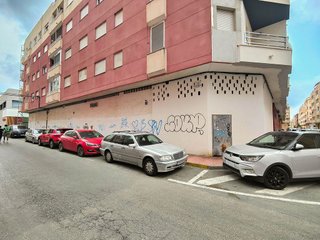 Local comercial en venta en Centro en Torrevieja