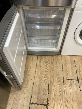 Nevera Electrolux Lavadora Balay garantí T