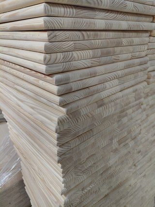 Sillas, bancos, barricas, mesas, taburetes madera