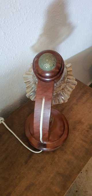 Cómoda, espejo y 2 mesitas de noche