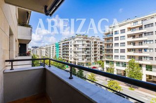 Piso en venta en Amara - Berri en San Sebastián-Donostia
