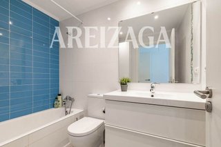 Piso en venta en Amara - Berri en San Sebastián-Donostia