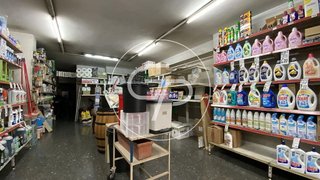 Local comercial en alquiler en La Nova Esquerra de l'Eixample en Barcelona