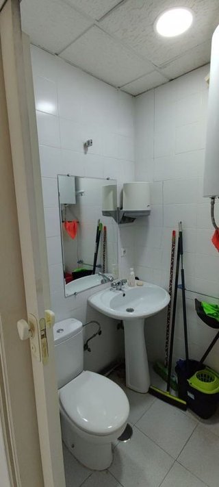 Local comercial en alquiler en Montequinto en Dos Hermanas