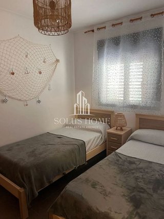 Casa adosada en alquiler en Oliva Nova en Oliva