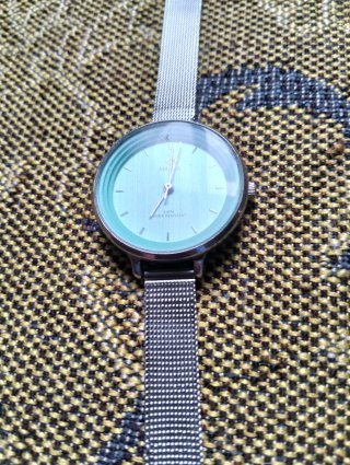 Reloj de pulsera negro