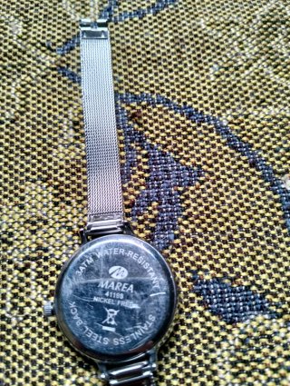Reloj de pulsera negro