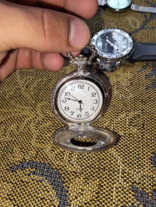 Reloj de pulsera negro