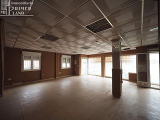 Local comercial en venta en Tomelloso