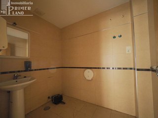 Local comercial en venta en Tomelloso