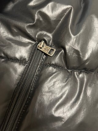 Piumino Moncler nero lucido in perfette condizioni